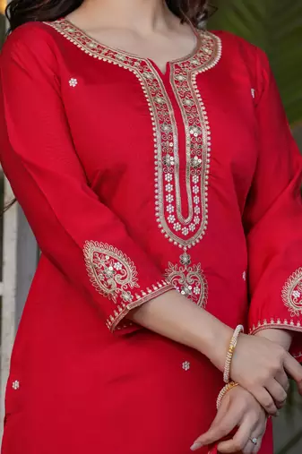 Beautiful Embroidered Viscose Chanderi Straight Kurta Pant and Dupatta Set