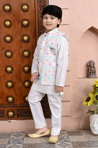 White cotton blend geometric sequined shrug with kurta pajama set