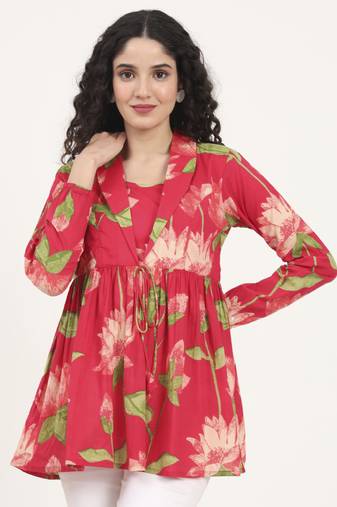 Divena green floral printed cotton lepal neck peplum top