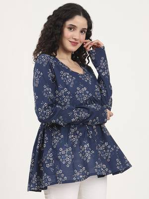 Divena blue floral printed v neck cotton top 3