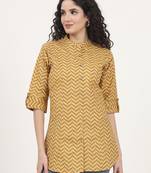 Divena yellow zigzag printed cotton top