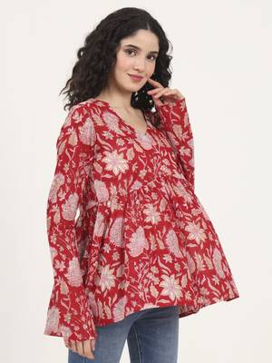 Divena red floral printed v neck cotton top 3