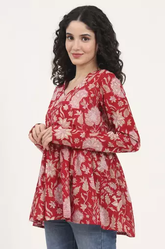 Divena red floral printed v neck cotton top