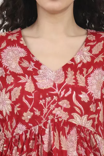 Divena red floral printed v neck cotton top