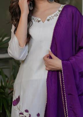 Beautiful Thread Work Viscose Rayon Straight Kurta Pant and Dupatta Set 4