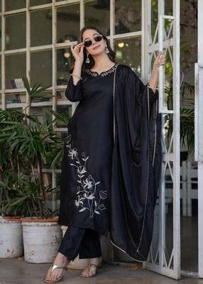 Beautiful Thread Work Viscose Rayon Straight Kurta Pant and Dupatta Set 1