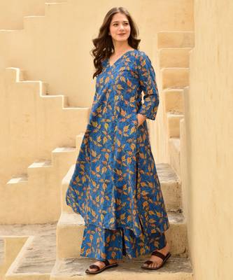 Women's Knee Length Foral Printed Kurta Set 1