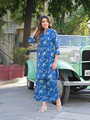 Divena blue floral print cotton fabric kurta with pant 4