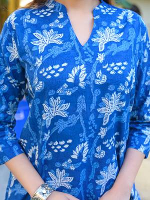 Divena blue floral print cotton fabric kurta with pant 5