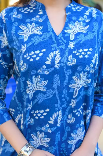 Divena blue floral print cotton fabric kurta with pant