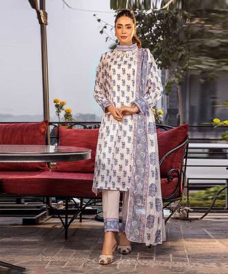 Floral printed rayon Kurti and pant set with printed dupatta 1