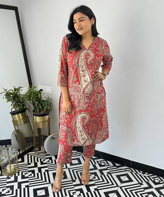 Red viscosee printed kurta set 1