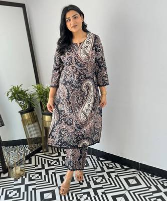Black viscosee printed kurta set 1