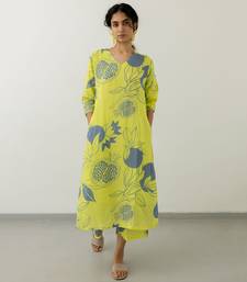 Yellow printed viscosee kurtaset
