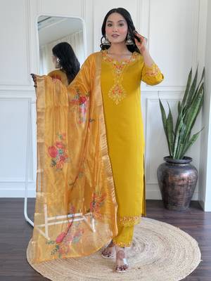 Women's Roman Silk Embroidered Straight Kurta Pant and Dupatta Set 1
