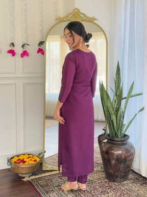 Women's Viscose Chanderi Straight Kurta Pant and Dupatta Set 2