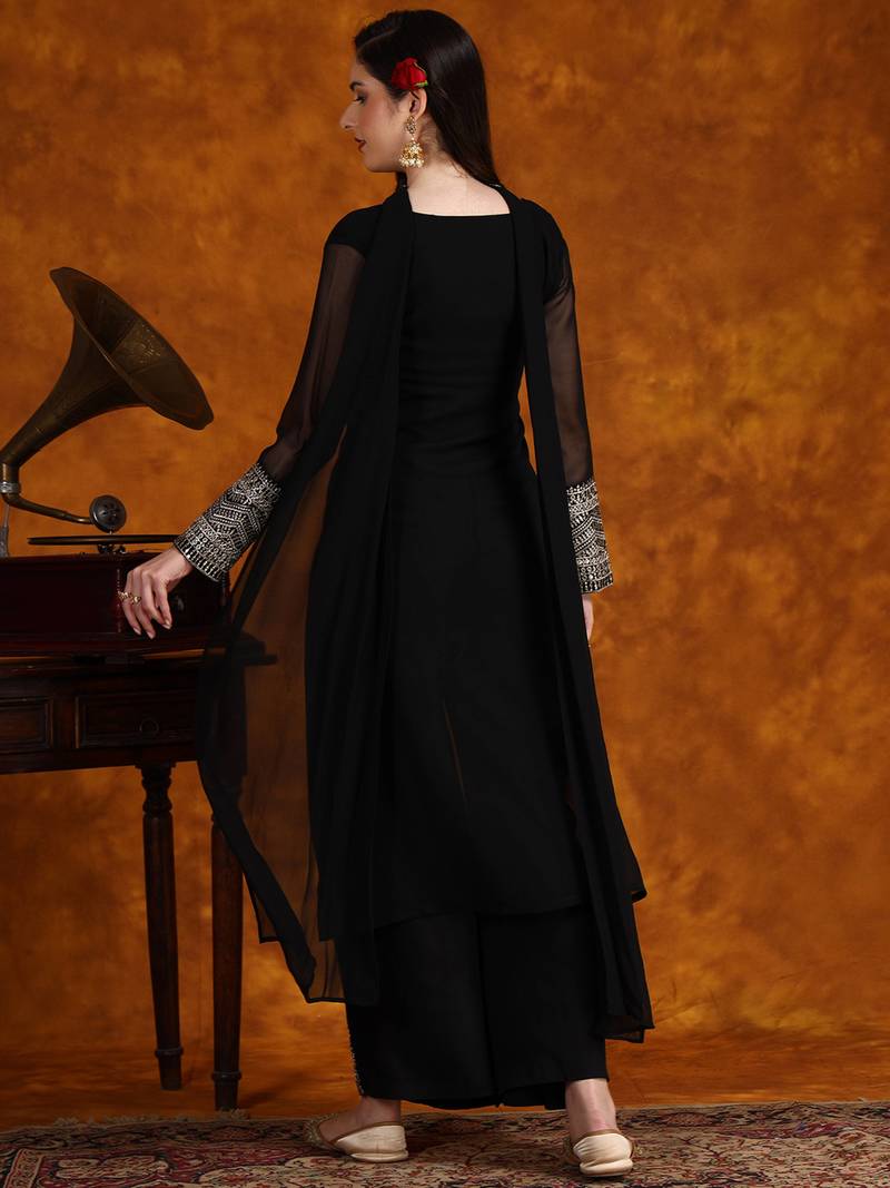 Women Georgette Fabric Embroidered work Straight cut Kurta, Pant and Dupatta Set