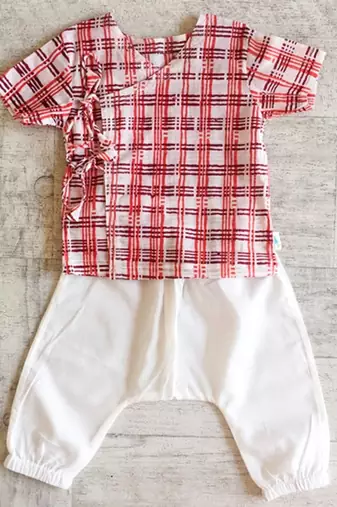 Checks print angarakha top & pants