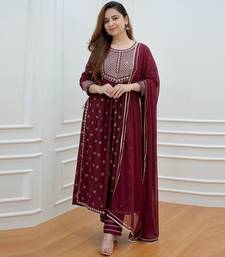 Maroon rayon fabric nayra cut kurti with pant duppatta set
