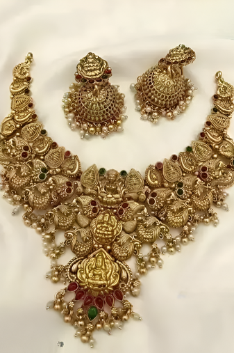 Bridal temple jewelry set – gold-plated goddess lakshmi necklace with jhumkas