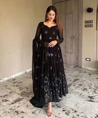 Presenting New      signer Anarkali Suit In New Fancy Style 1