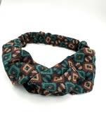 Viaana printed knot hair band green color