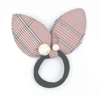 Viaana checks print ears rubber band with attached pearls peach color 1