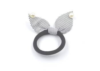 Viaana print ears rubber band with attached pearls black color 1
