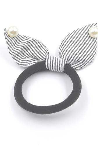 Viaana print ears rubber band with attached pearls black color