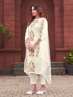 White cotton embroidered kurta with pant and dupatta 2