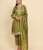 Green silk blend embroidered kurta with pant and dupatta