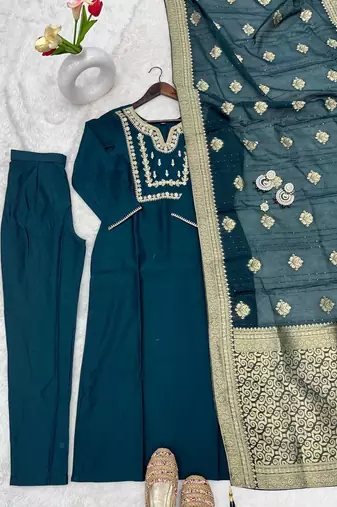 Green art silk embroidered kurta with pant and dupatta