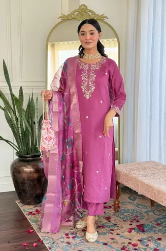 Onion pink chanderi embroidered kurta with pant and dupatta