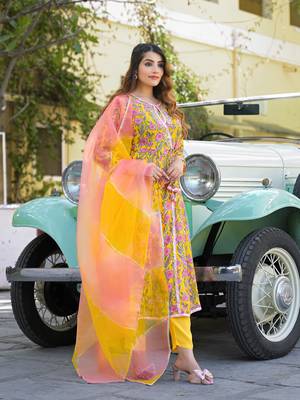 Divena yellow floral printed muslin kurta pant with dupatta 3