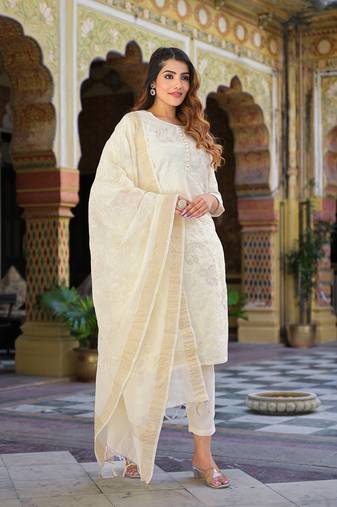Divena cream solid chanderi silk kurta pant with dupatta