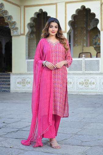 Divena pink floral printed muslin straight kurta pant with dupatta