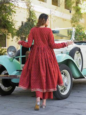 Divena red floral cotton printed anarkali kurta pant with dupatta 2