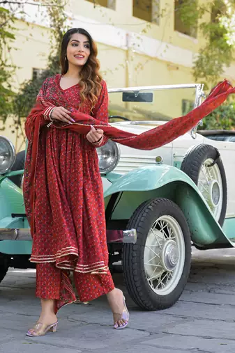 Divena red floral cotton printed anarkali kurta pant with dupatta