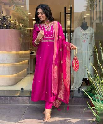 Rani pink viscose chanderi heavy thread embroidery work with jacquard woven dupatta kurta pant set 1