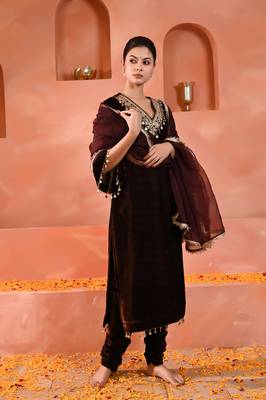 Brown velvet kurta set 1