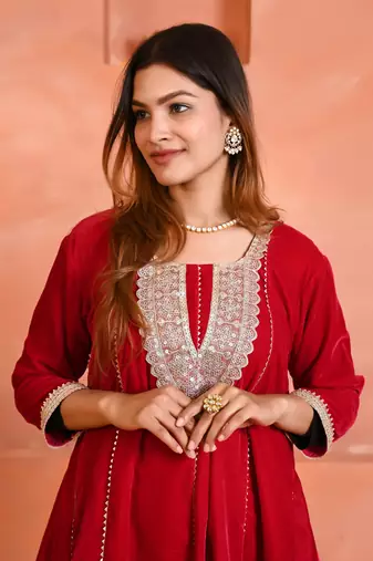 Pink velvet kurta set