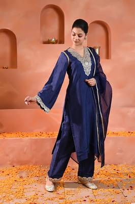 Blue silk kurta set 1