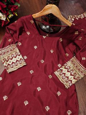 Heavy Chinon Suit With Sequence Embroidered Work 2