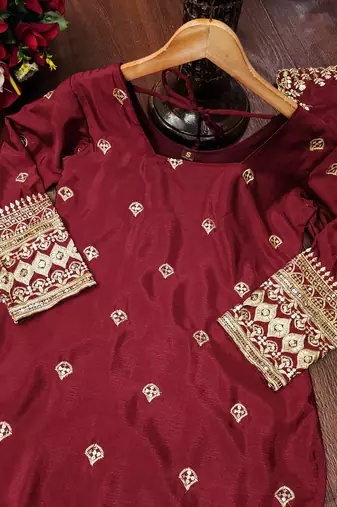 Heavy Chinon Suit With Sequence Embroidered Work