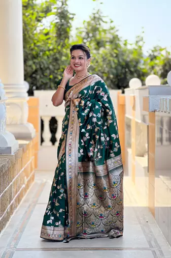 Soft Silk Blend saree with zari weaving meenakari design