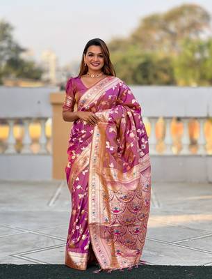 Soft Silk Blend saree with zari weaving meenakari design 3