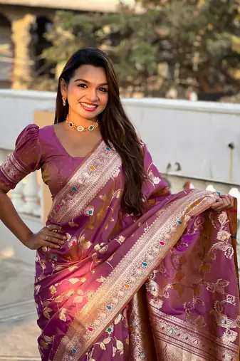 Soft Silk Blend saree with zari weaving meenakari design