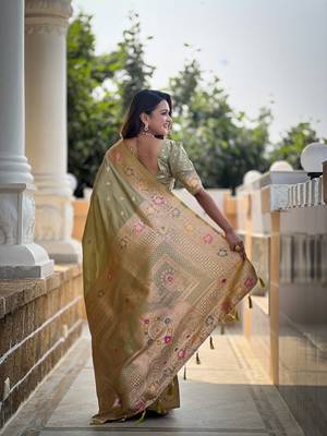 Light green soft Silk Blend saree with zari weaving meenakari design 4