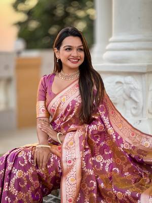 Onion pink soft Silk Blend saree with zari weaving meenakari design 4