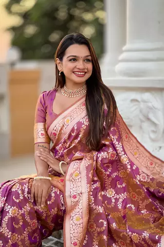 Onion pink soft Silk Blend saree with zari weaving meenakari design